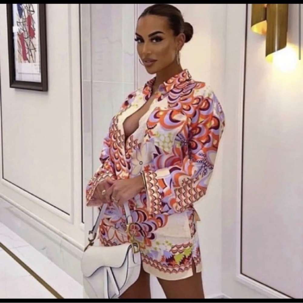 Zara Multicolor Patterned Blouse and Shorts Set